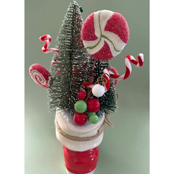 Price Reduced Handmade Vintage Christmas Boot Assemblage Elf - Picture 4 of 7